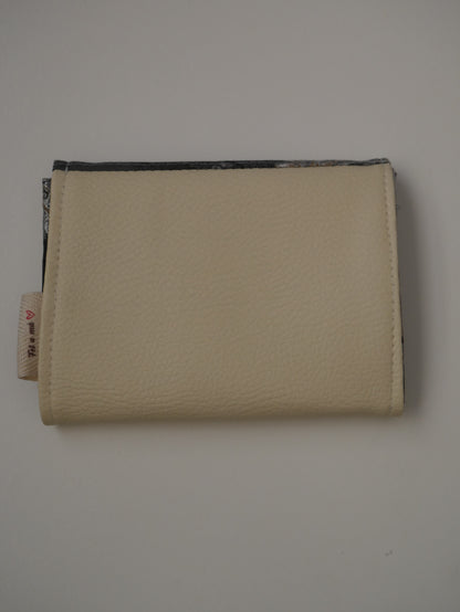 Cartera de tela · Crema i paisley gris