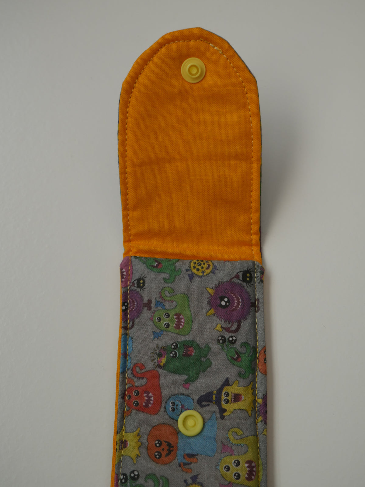 Funda de flauta · Monstres